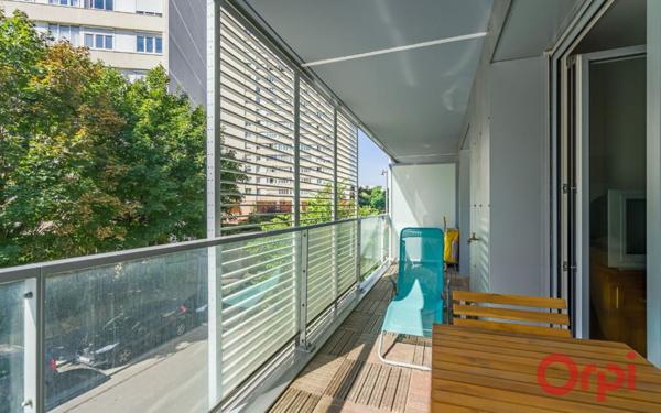 Appartement à vendre    2 pièces • 46,10 m2 Paris 14