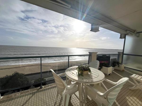 T3 face mer proche av. De Gaulle (poss. garage)