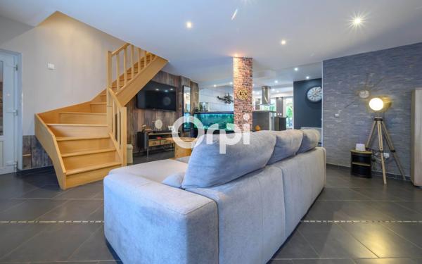 Maison à vendre    5 pièces • 169 m2 Grenay