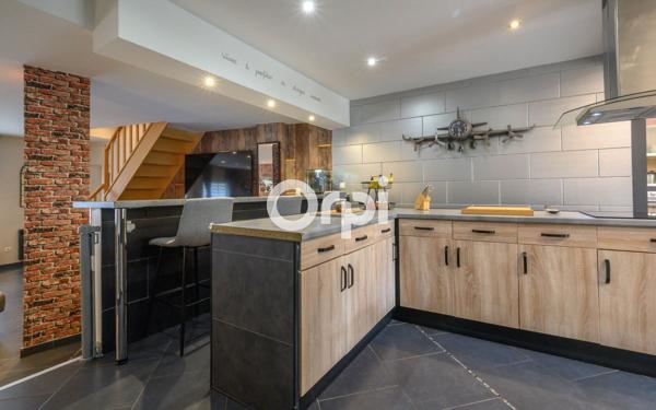 Maison à vendre    5 pièces • 169 m2 Grenay