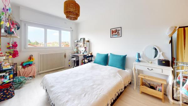 Appartement T3 à vendre  3 pièces - 70,95 m2 ANGLET - 64