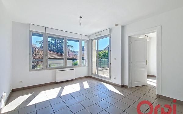 Appartement à louer    3 pièces • 53,16 m2 Lyon 3