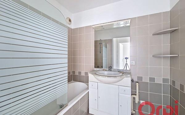 Appartement à louer    3 pièces • 53,16 m2 Lyon 3