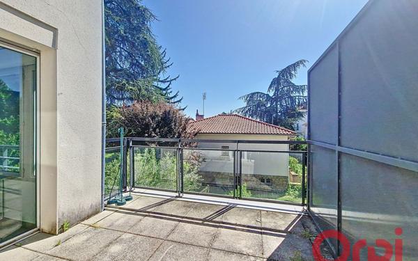 Appartement à louer    3 pièces • 53,16 m2 Lyon 3