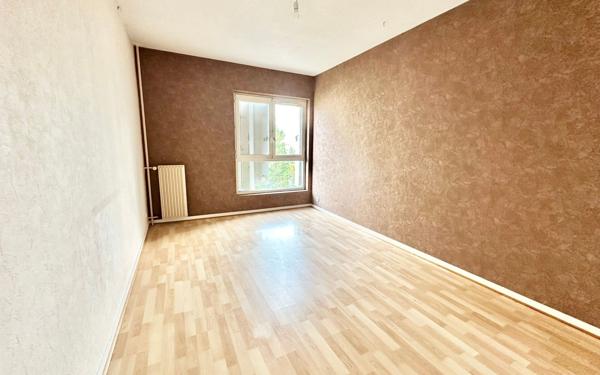 Appartement à vendre    4 pièces • 86 m2 Le Bouscat