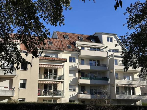 Koenigshoffen : T4 lumineux de 87 m² avec balcons