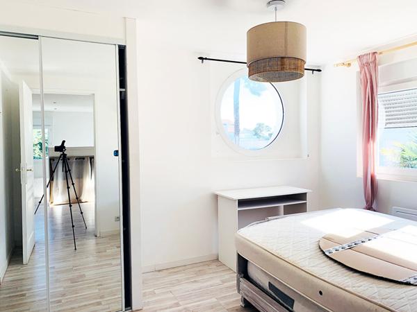 Appartement Les Mathes 2 pièce(s) et local commercial