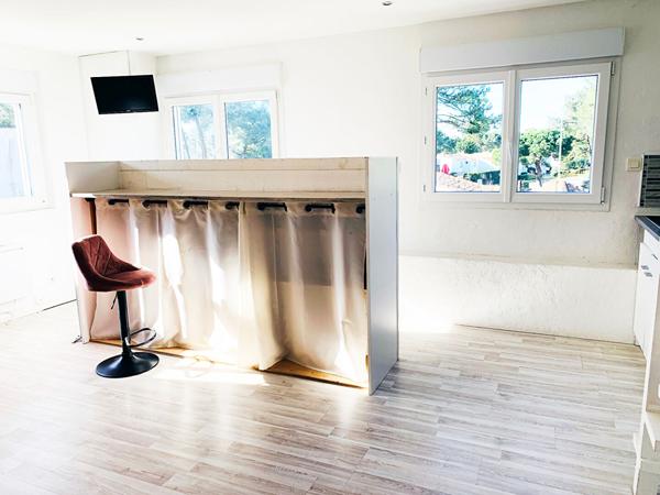 Appartement Les Mathes 2 pièce(s) et local commercial