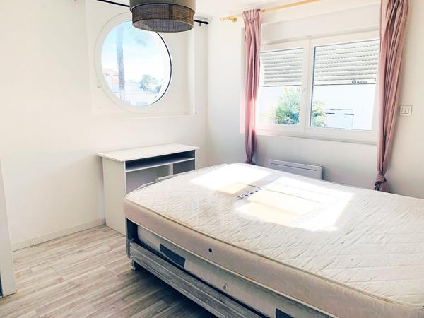 Appartement Les Mathes 2 pièce(s) et local commercial