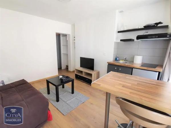 Appartement à louer 1 pièce 16.54m² Laon (02000)