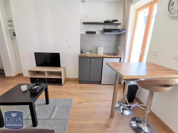 Appartement à louer 1 pièce 16.54m² Laon (02000)