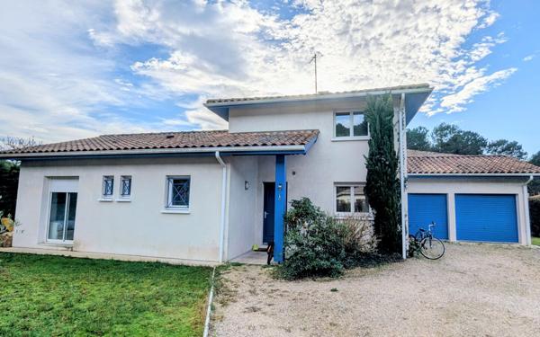 Maison à vendre    4 pièces •  Messanges