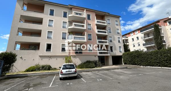Location Appartement 2 pièces 39 m² - Romans-sur-isère 26100