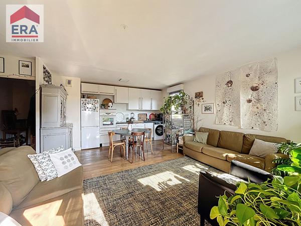 A VENDRE - 4 PIECES 81m² + BALCON