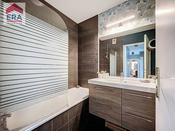 A VENDRE - 4 PIECES 81m² + BALCON