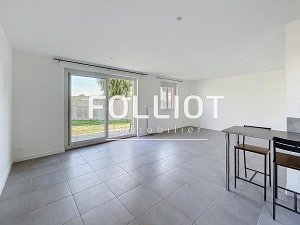 A louer : Maison T3 à Saint Sauveur Des Landes - Réf.575CV