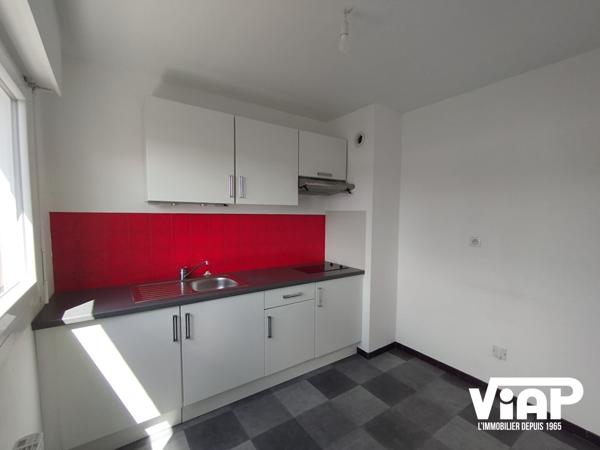 T1 avec ascenseur loué 315,00 euros Hors charges , Limoges T1 avec ascenseur loué 315,00 euros Hors charges , Limoges
