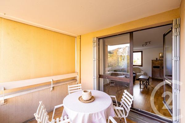 Appartement F4 à vendre  4 pièces - 88,24 m2 ECHIROLLES - 38