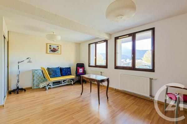 Appartement F4 à vendre  4 pièces - 88,24 m2 ECHIROLLES - 38