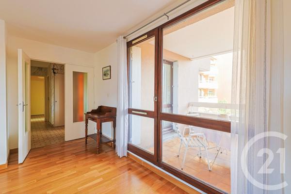 Appartement F4 à vendre  4 pièces - 88,24 m2 ECHIROLLES - 38