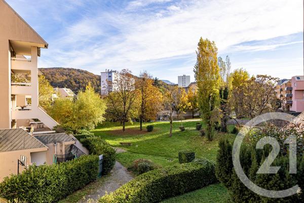 Appartement F4 à vendre  4 pièces - 88,24 m2 ECHIROLLES - 38