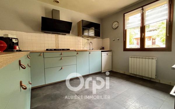 Maison à vendre    5 pièces • 130 m2 Coudes