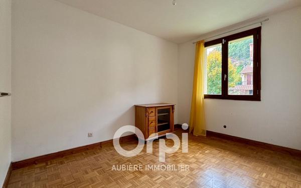 Maison à vendre    5 pièces • 130 m2 Coudes