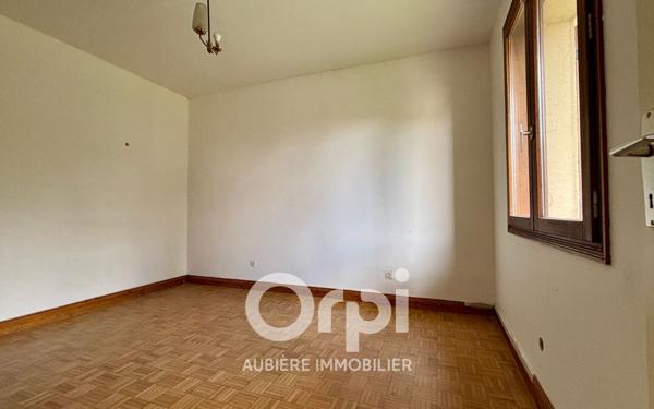 Maison à vendre    5 pièces • 130 m2 Coudes