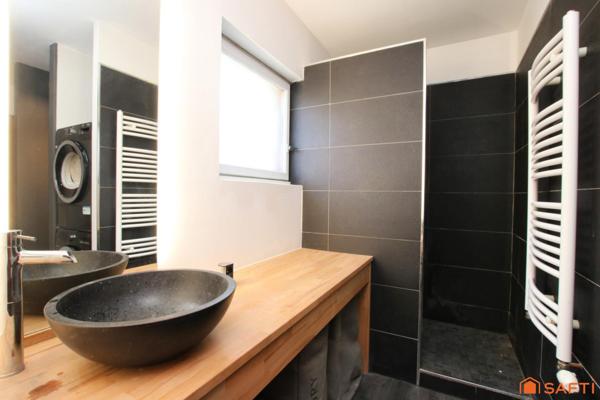 Maison individuelle d'actuellement 70m² avec possibilité d'aménager l'étage (26m² habitable)