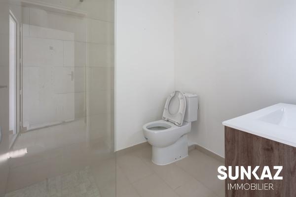A louer à ST PIERRE - Terre Sainte - T2 de 47.30 m² - Loyer 790 € CC - disponible le 08/11/2026