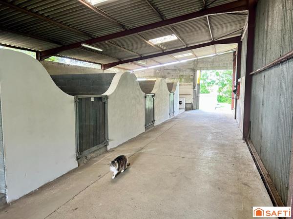 Petit château de 1341 rénové