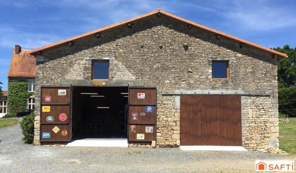 Petit château de 1341 rénové