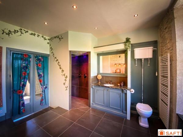 Petit château de 1341 rénové