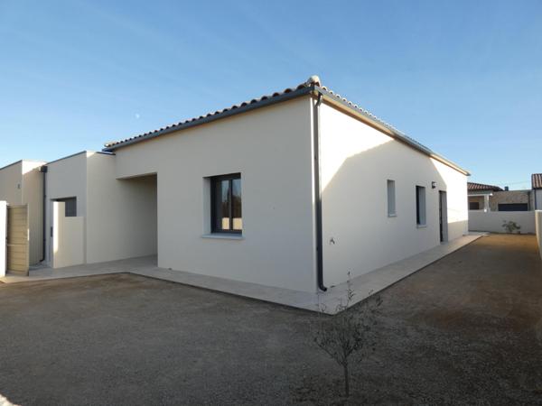 Villa plain pied 115m² sur terrain de 400m² avec grand garage