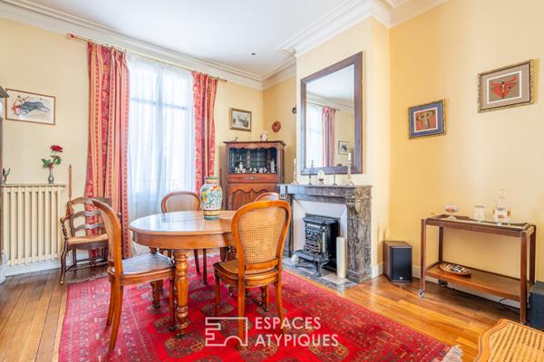 Maison tourangelle de caractère en coeur de ville avec garage