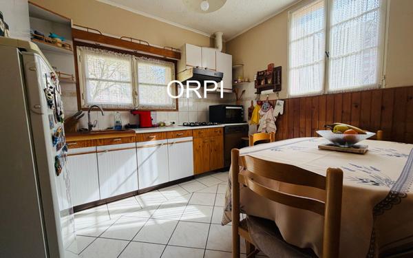 Maison à vendre    5 pièces • 84,08 m2 Vitry-sur-Seine