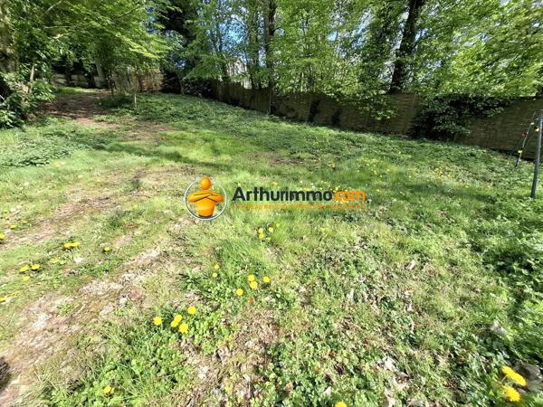 Vente                                                      Terrain
                        
                                         954 m2                     à Coulommiers