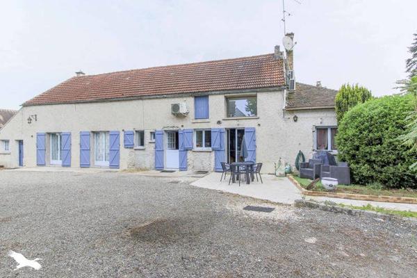 Maison à vendre 643 312 € Le Mesnil-Saint-Denis 5 p 124 m² DPE D