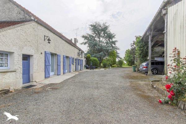 Maison à vendre 643 312 € Le Mesnil-Saint-Denis 5 p 124 m² DPE D