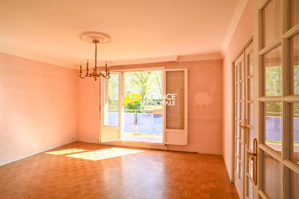 Appartement Sartrouville 4 pièces 74 m² avec parking et cave €174 900 ** - Référence 9482