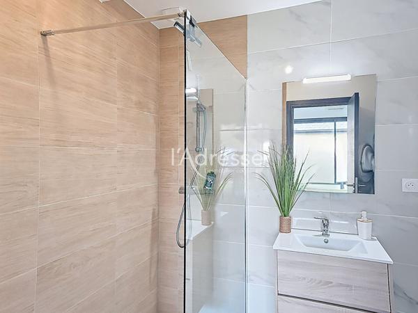 Studio neuf à Aubervilliers