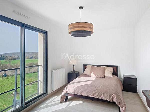 Studio neuf à Aubervilliers