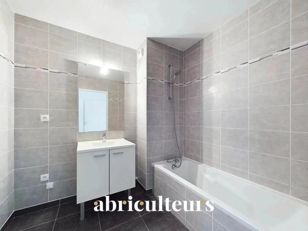 Appartement 3 pièces avec jardin privatif en vente à Rue Théophile Guillou à Saint-Herblain(44800)