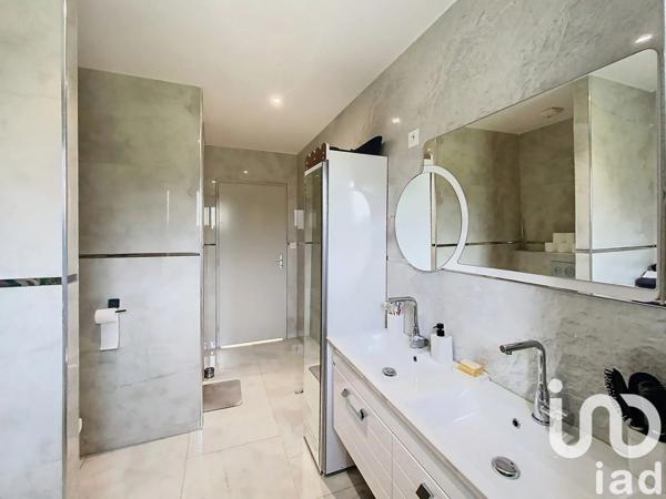 Maison 5 pièces de 134 m² à Terrasson-Lavilledieu (24120)