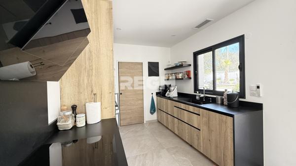 Castelnau-le-Lez (34170) Villa contemporaine sur parcelle de 713 m2