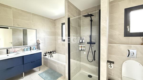 Castelnau-le-Lez (34170) Villa contemporaine sur parcelle de 713 m2