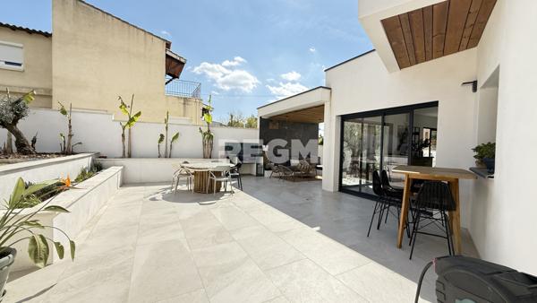 Castelnau-le-Lez (34170) Villa contemporaine sur parcelle de 713 m2