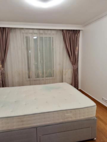 Location                                                      Appartement
                        
                     4 pièces                                         à Maisons-Alfort