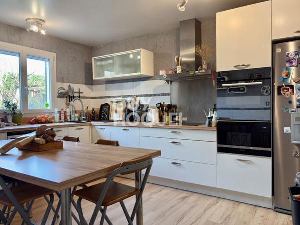 MAISON FAMILIALE DE TYPE ACACIA (177m²) À SOISY-SUR-SEINE