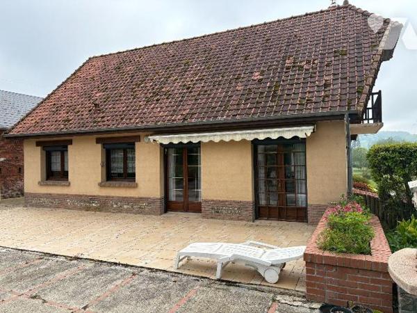 Vallée de la Bresle, 

Jolie maison individuelle édifiée sur un sous-sol complet et comprenan...